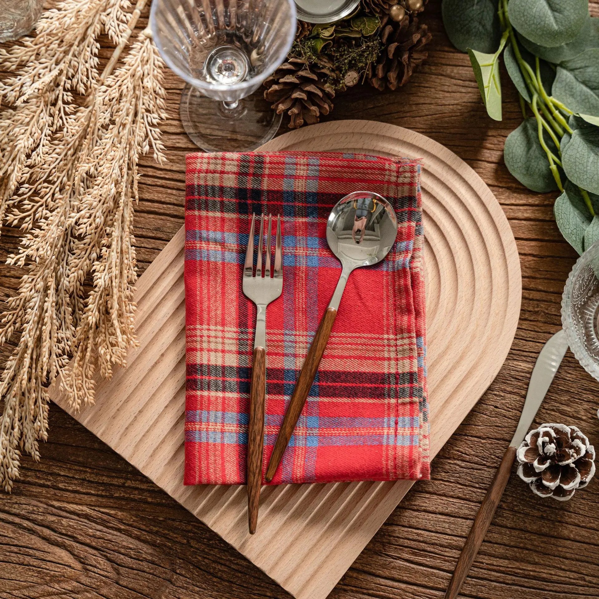 Rustic Noel Table Set
